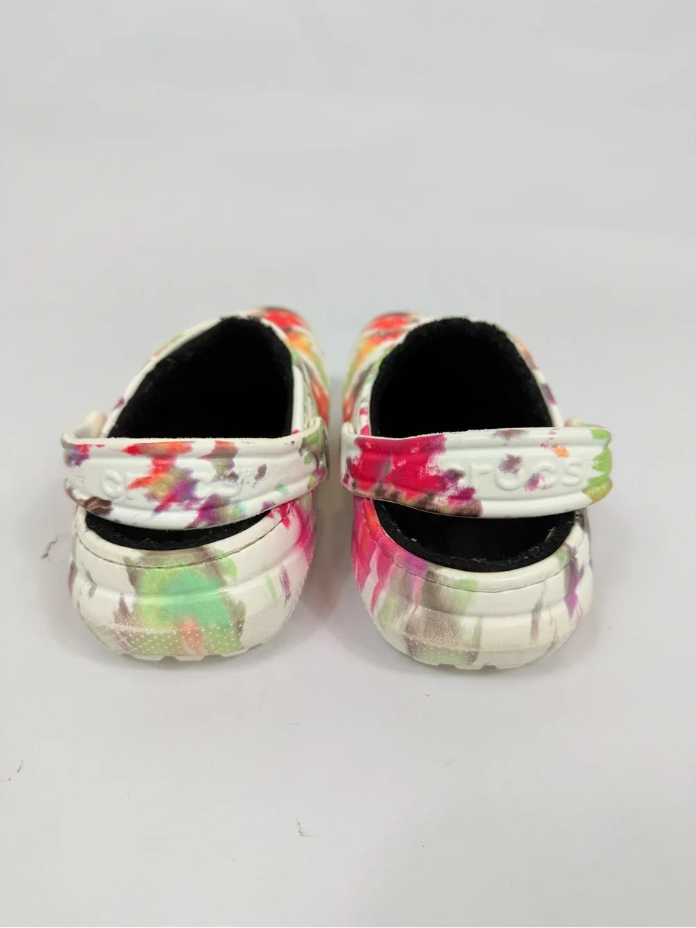 CROCS Kids Tie-Dye Classic Faux Fur Lined Clog Shoes multicolor 2